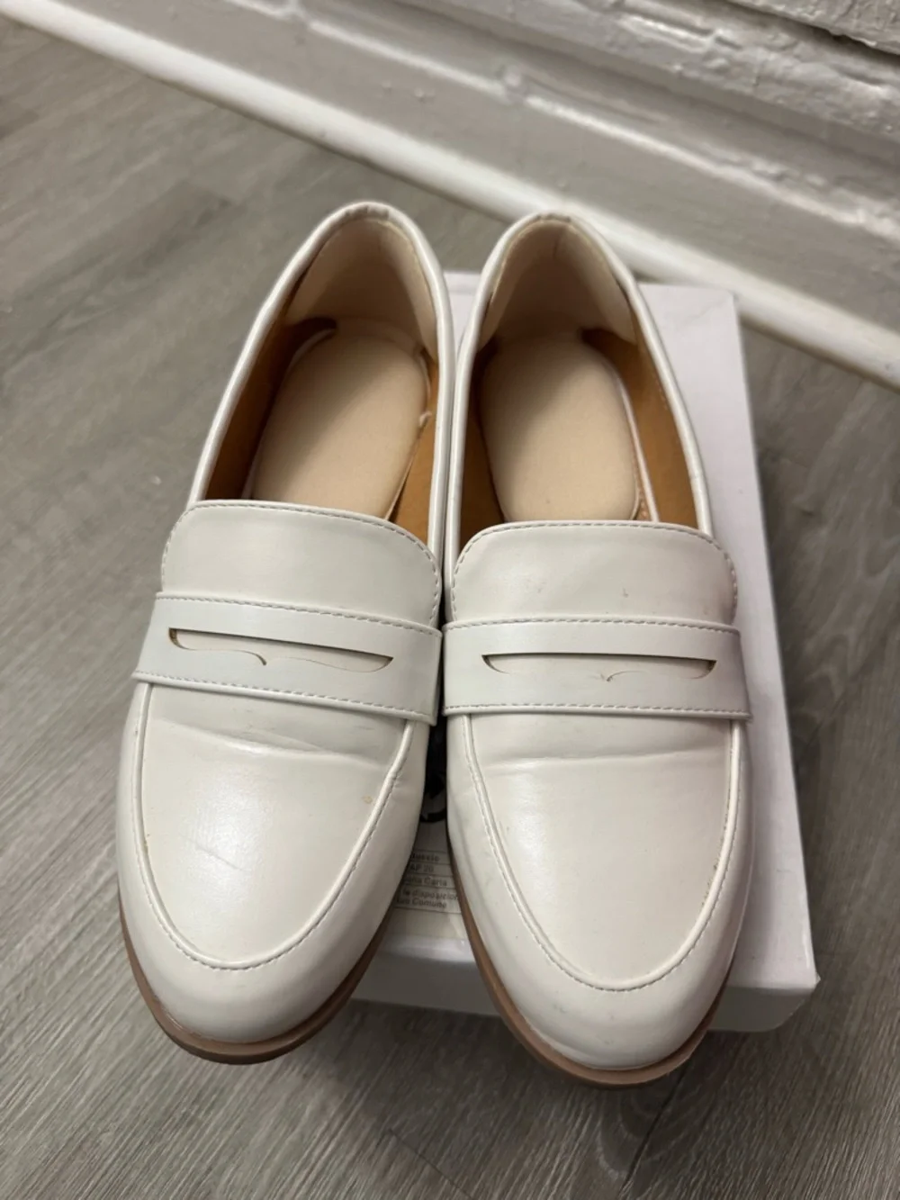 SHEIN White Penny Loafers for Women - Picture 2 of 6